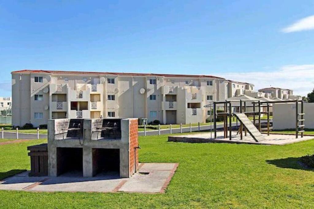 Club 31 Apartment